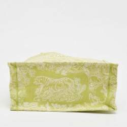 Pre Owned Dior Green/White Embroidered Canvas Medium Toile De Jouy Book Tote