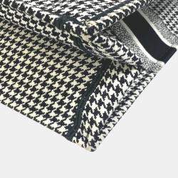 Pre Owned Dior White/Black Houndstooth Book Tote Bag
