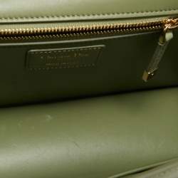 Pre Owned Dior Light Green Leather Montaigne 30 Chain Shoulder Bag