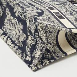 Pre Owned Dior Navy Blue/White Embroidered Canvas Small Toile de Jouy Book Tote