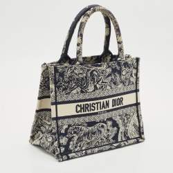 Pre Owned Dior Navy Blue/White Embroidered Canvas Small Toile de Jouy Book Tote