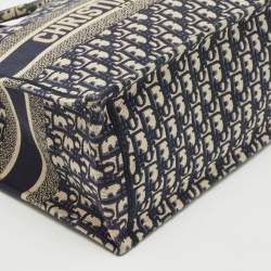 Pre Owned Dior Navy Blue Oblique Embroidered Canvas Medium Book Tote