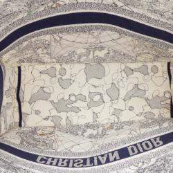 Pre Owned Dior Navy Blue/White Large Canvas Embroidered Around The World Book Tote