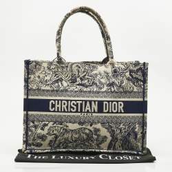 Pre Owned Dior Blue/Beige Toile De Jouy Embroidered Canvas Medium Book Tote