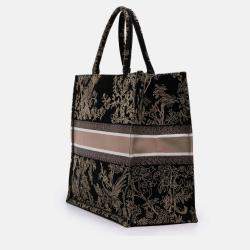 Pre Owned Dior Black Large Canvas Embroidered Jardin d'Hiver Book Tote