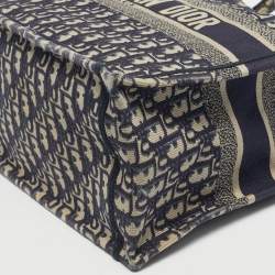 Pre Owned Dior Navy Blue Oblique Embroidered Canvas Small Book Tote 