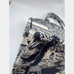 Pre Owned Dior Embroidered Medium Book Tote Bag