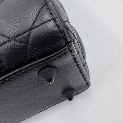 Pre Owned حقيبة يد توتس ديور ليدي ديور صغيرة جلد مطفي أسود بالكامل كاناج سوداء