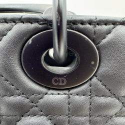 Pre Owned حقيبة يد توتس ديور ليدي ديور صغيرة جلد مطفي أسود بالكامل كاناج سوداء