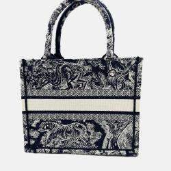 Pre Owned Dior Navy BlueWhite Embroidered Canvas Small Toile de Jouy Book Tote