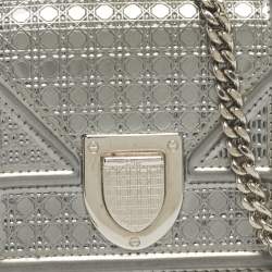 Pre Owned Dior Grey Microcannage Patent Leather Baby Diorama Shoulder Bag