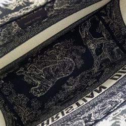 Pre Owned Dior Navy Blue/White Canvas Book Tote Bag