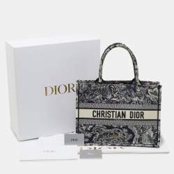مملوكة مسبقًا Dior Navy Blue/Beige Toile De Jouy Embroidered Canvas Medium Book Tote