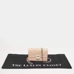 Pre Owned Dior Beige Microcannage Patent Leather Baby Diorama Bag