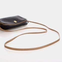 Pre Owned حقيبة كتف ديور عسلية قماش قديمة بنمط خلية النحل