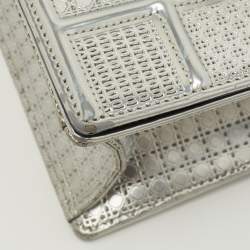 Pre Owned Dior Silver Patent Leather Medium Diorama Shoulder Bag