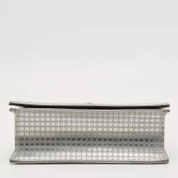 Pre Owned Dior Silver Patent Leather Medium Diorama Shoulder Bag