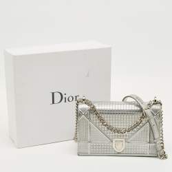 Pre Owned Dior Silver Patent Leather Medium Diorama Shoulder Bag
