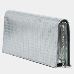Pre Owned Dior Silver Metallic Patent Microcannage Lady Dior Croisiere Chain Clutch