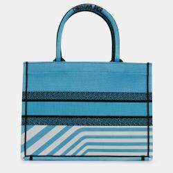 Pre Owned Dior Blue Medium Embroidered Canvas Zebra D Jungle Pop Book Tote
