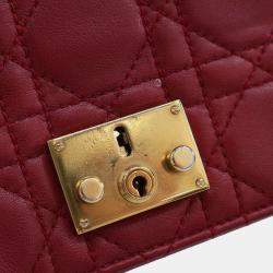 Pre Owned Dior Red Lambskin Cannage DiorAddict Wristlet Clutch