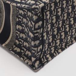Pre Owned Dior Navy Blue Oblique Embroidered Canvas Medium Book Tote