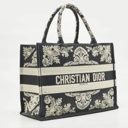 Pre Owned Dior Navy Blue/White Leather Embroidered Medium Book Tote