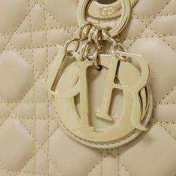 مملوكة مسبقًا Christian Dior Lady Medium Handbag
