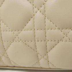 مملوكة مسبقًا Christian Dior Lady Medium Handbag