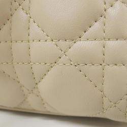 مملوكة مسبقًا Christian Dior Lady Medium Handbag