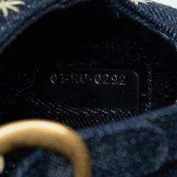 مملوكة مسبقًا حقيبة ديور سادل مطرزة جينز ميكرو زرقاء