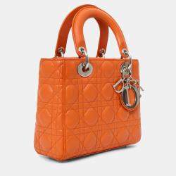 مملوكة مسبقًا حقيبة كريستيان ديور ليدي ديور كاناج جلد برتقالي صغيرة 2016 مع حزام