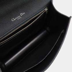 مملوكة مسبقًا حقيبة كتف ديوراما كريستيان ديور سلسلة جلد مثقب أسود