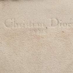 مملوكة مسبقًا Dior Diorama Silver Studded Leather Vertical Chain Clutch