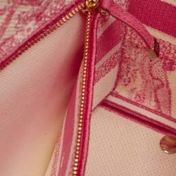 Pre Owned حقيبة يد ديور ليدي دي-لايت توال دو جوي مطرزة قماش وردي/أبيض متوسطة