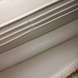 مملوكة مسبقًا Dior White Leather Miss Dior Chain Pouch