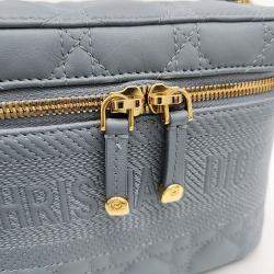 مملوكة مسبقًا حقيبة سفر ديور باللون الأزرق جلد صغيرة