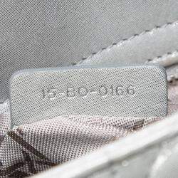 مملوكة مسبقًا حقيبة ديور ليدي ديور كاناج جلد لامع صِغَر فضي