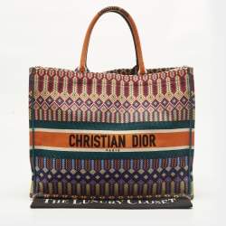 مملوكة مسبقًا Dior Book Large Multicolor Embroidered Canvas Tote