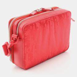 Pre Owned حقيبة كتف كروس بودي كريستيان ديور إيرل ميراج نايلون جلد أحمر