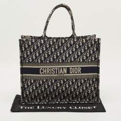 Pre Owned حقيبة يد ديور كبيرة كنفاس مطرز شعار الماركة أزرق كحلي