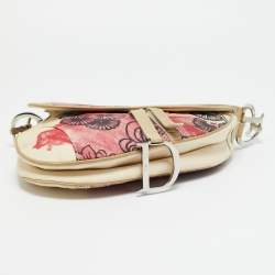 مملوكة مسبقًا حقيبة ديور سادل قماش مطبوع أبيض/أحمر إصدار محدود ٢٠٣