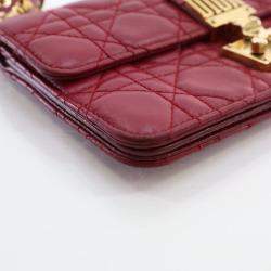 مملوكة مسبقًا حقيبة يد صغيرة ديور أديكت جلد حمل أحمر