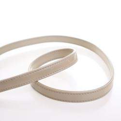 مملوكة مسبقًا حقيبة ديور ليدي ديور متوسطة الحجم بيج لامع كاناج