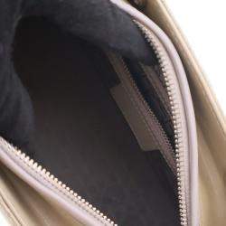 مملوكة مسبقًا حقيبة ديور ليدي ديور متوسطة الحجم بيج لامع كاناج