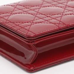 مملوكة مسبقًا Dior Lady Dior Red Cannage Patent Leather Clutch