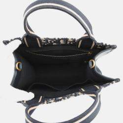 مملوكة مسبقًا Dior Oblique Embroidery Book Tote Navy Canvas Calf Leather Size Small