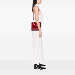 مملوكة مسبقًا ديور أحمر وسط ليدي ديور براءة مع كناية