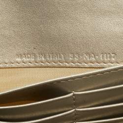 مملوكة مسبقًا Dior Diorama Gold Leather Wallet On Chain