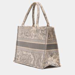 Pre Owned Dior Medium Toile de Jouy Reverse Embroidered Canvas Book Tote